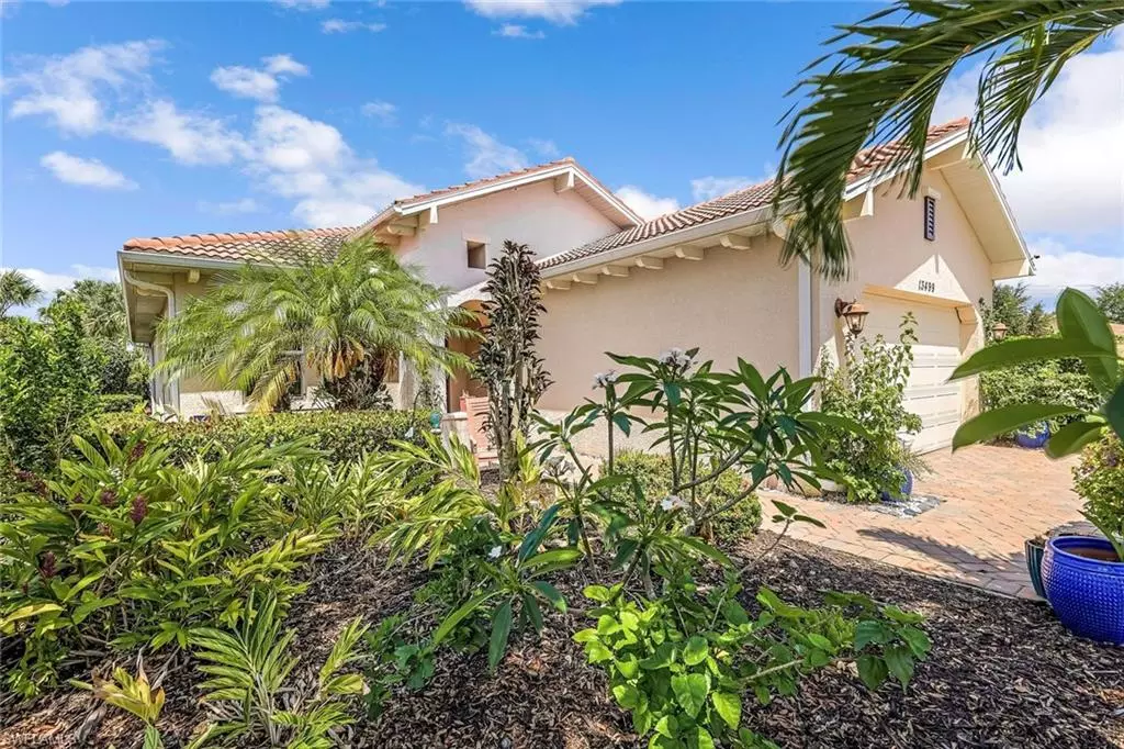 Naples, FL 34109,13499 Cambridge LN