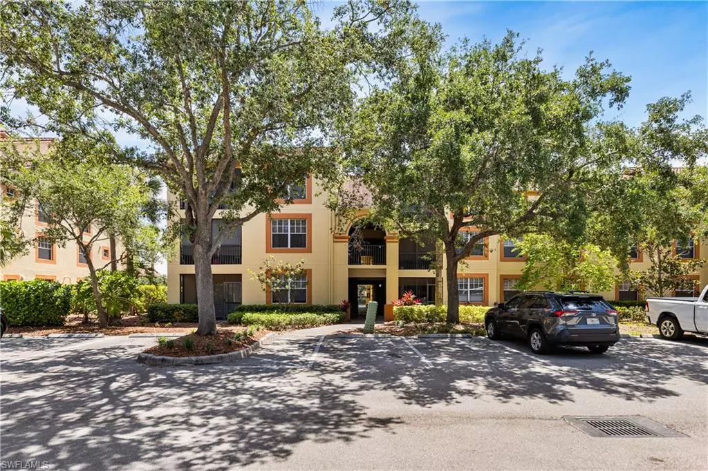 Naples, FL 34119,7925 Preserve CIR #317