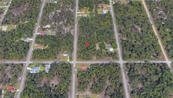 Lehigh Acres, FL 33972,902 Johns AVE