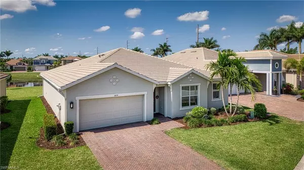 Naples, FL 34120,3874 Helmsman DR