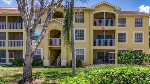 Naples, FL 34109,4700 Saint Croix LN #327