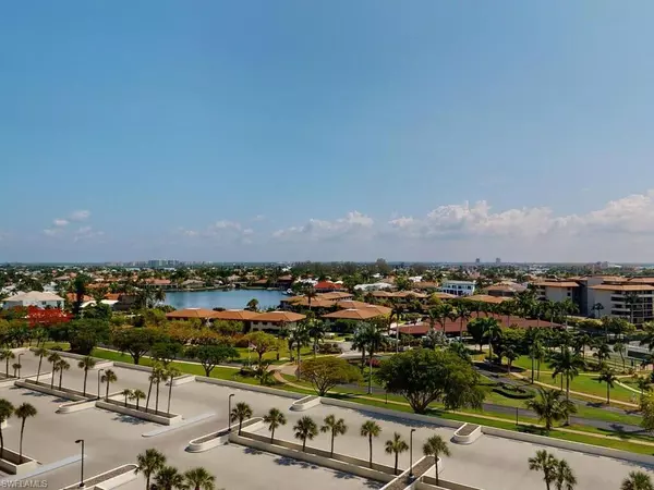 Marco Island, FL 34145,380 Seaview CT #1005