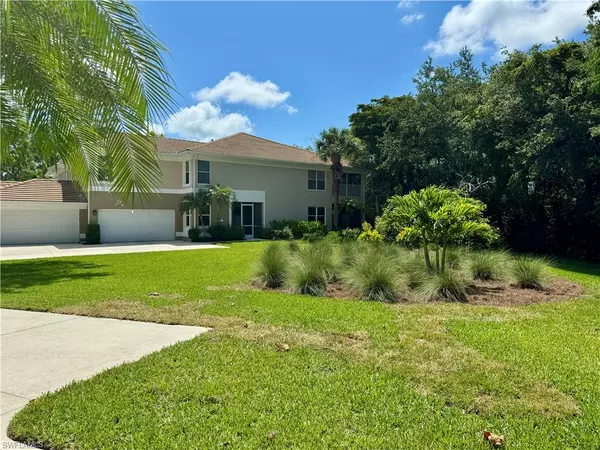 Naples, FL 34110,873 Carrick Bend CIR #101