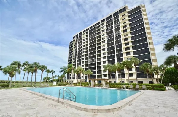 10951 Gulf Shore DR #804, Naples, FL 34108