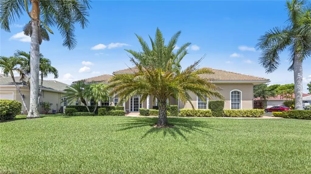 Bonita Springs, FL 34135,24901 FAIRWINDS LN