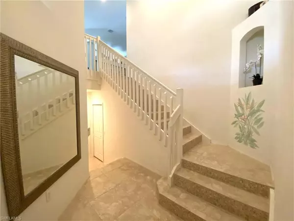 Naples, FL 34109,1570 Winding Oaks WAY #201