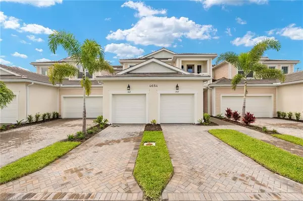 4654 Arboretum CIR #202, Naples, FL 34120