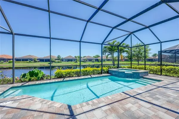 Naples, FL 34114,8382 Viale CIR