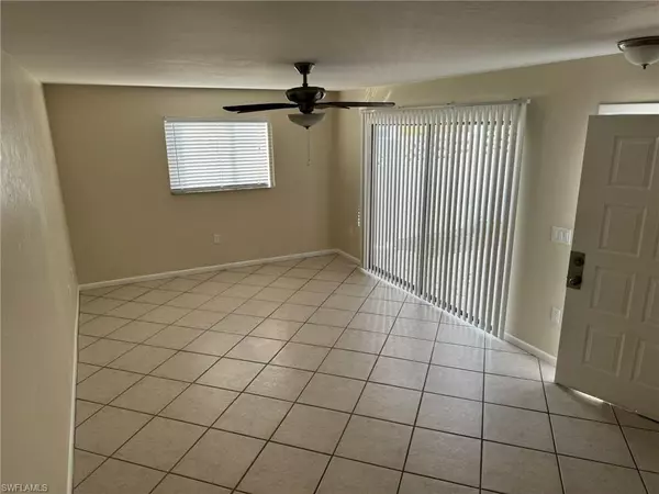 Fort Myers, FL 33907,11929 Corinne Lee CT #102