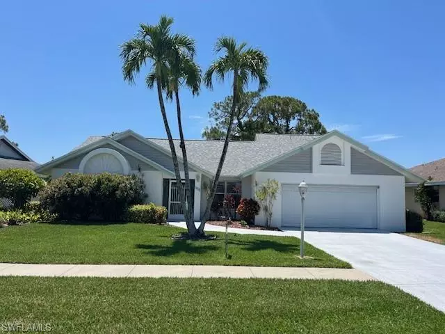 Naples, FL 34112,213 Marseille DR