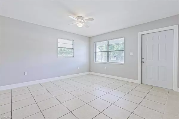 North Fort Myers, FL 33903,950 Tropical Palm AVE