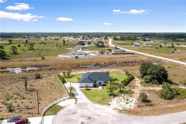 Labelle, FL 33935,9016 S Largo CT