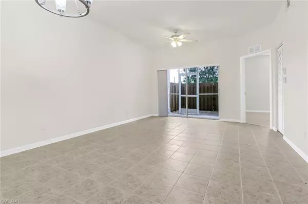 Fort Myers, FL 33916,4117 Bellasol CIR #111