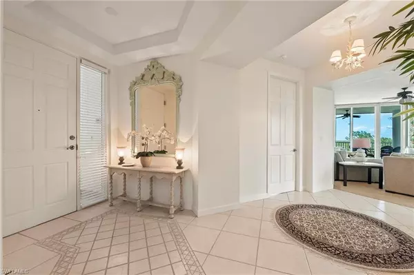 Naples, FL 34110,325 Dunes BLVD #407