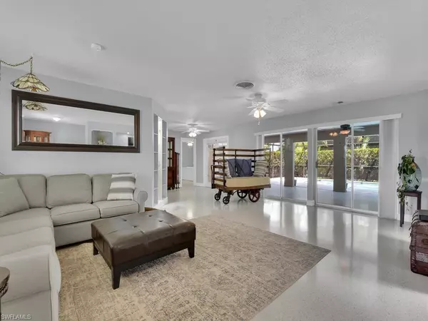 Naples, FL 34113,249 Pinehurst CIR