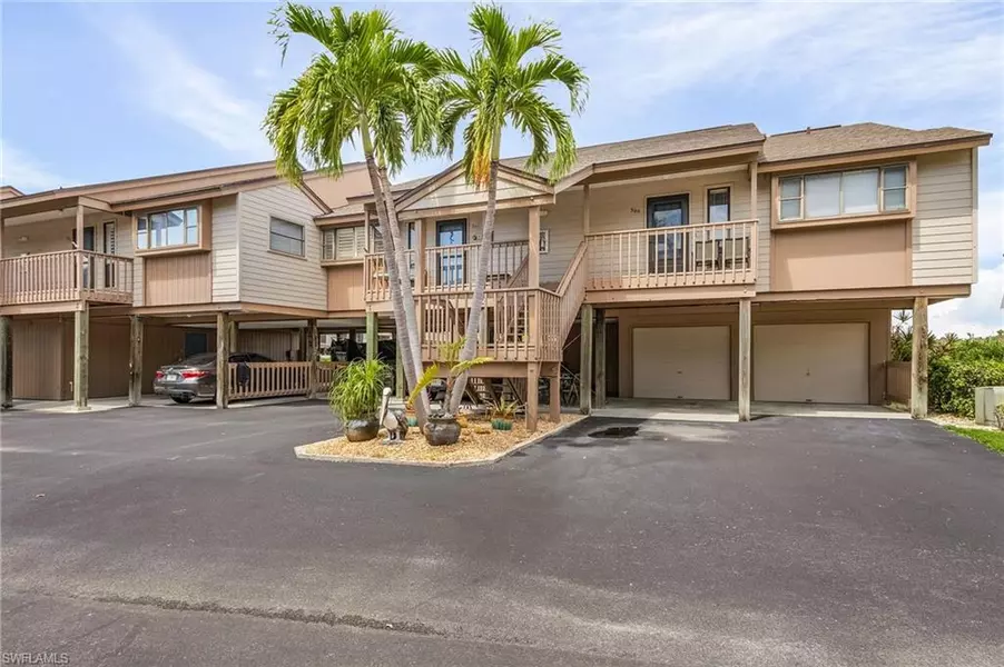 7660 Captains Harbor DR #305, Bokeelia, FL 33922