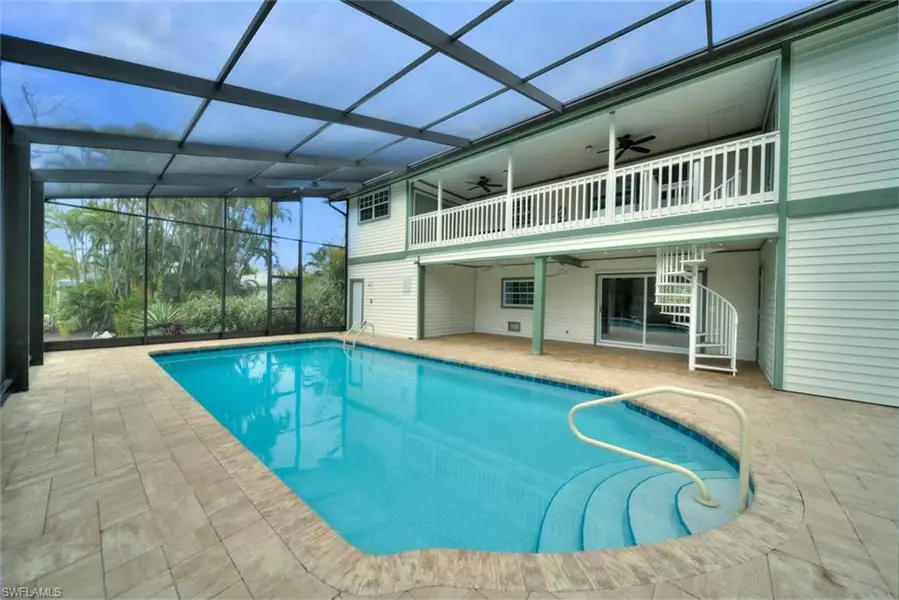 1524 Wilton LN, Sanibel, FL 33957