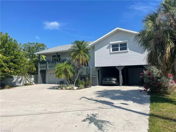 Fort Myers Beach, FL 33931,17324/17326 Whitewater CT