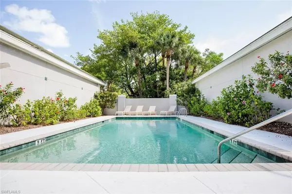 Sanibel, FL 33957,5789 Baltusrol CT #302