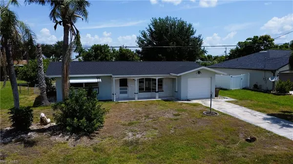 Cape Coral, FL 33914,237 SW 44th ST