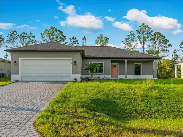 1131 Augusta ST E, Lehigh Acres, FL 33974