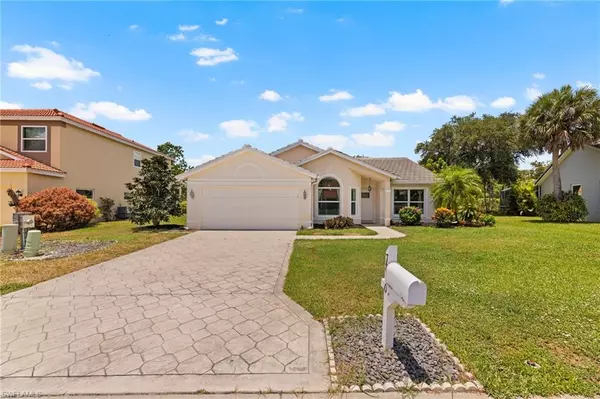 7810 Cameron CIR, Fort Myers, FL 33912