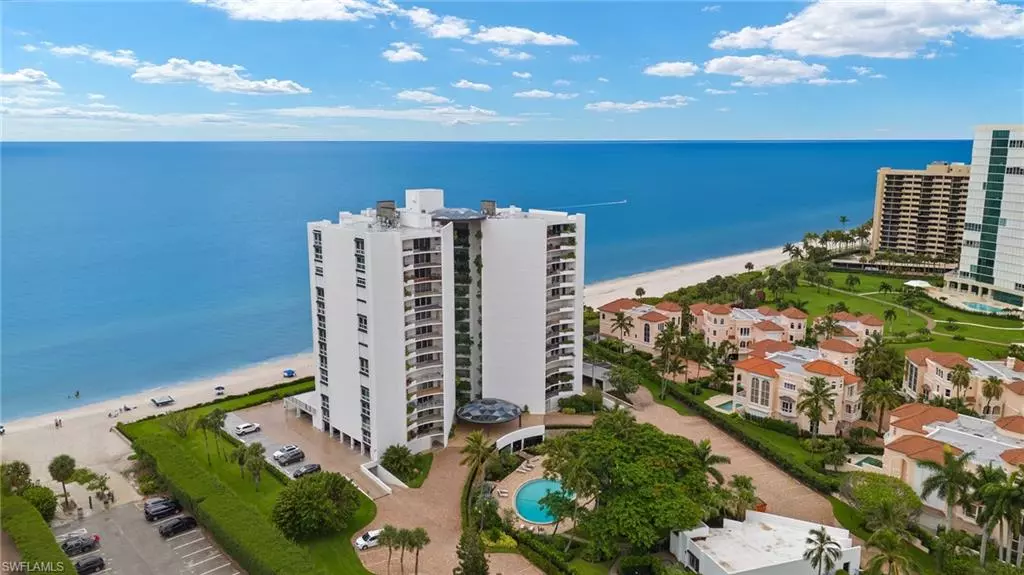 3951 GULF SHORE BLVD N #2C, Naples, FL 34103