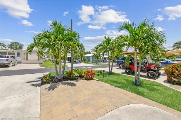 Bonita Springs, FL 34134,3245 Locher LN