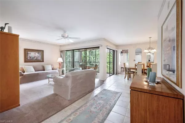 Naples, FL 34108,586 Beachwalk CIR #O206