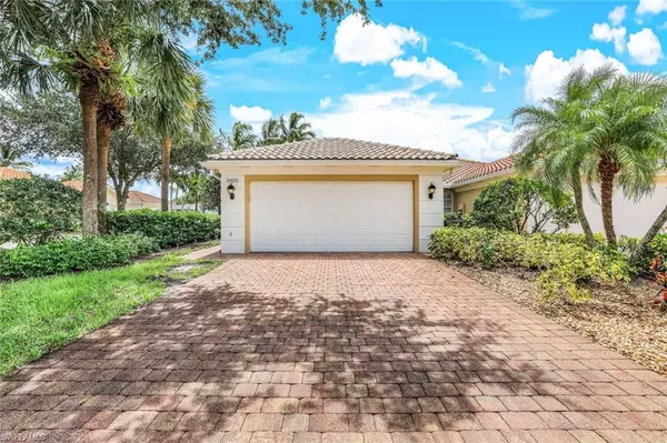 3100 Futuna LN, Naples, FL 34119