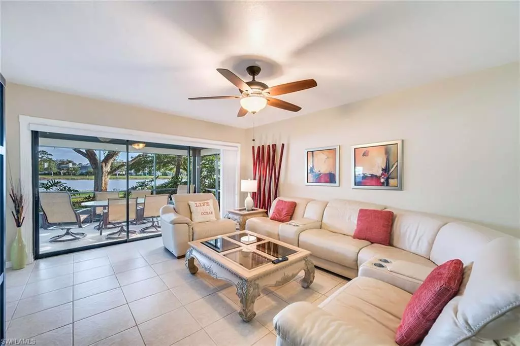 Naples, FL 34112,1802 Kings Lake BLVD #2-101