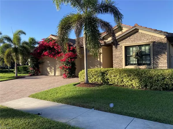 3809 Ruby WAY, Naples, FL 34114