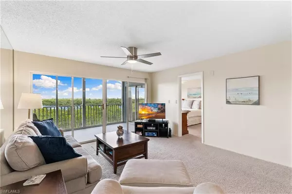 Marco Island, FL 34145,100 Stevens Landing DR #302