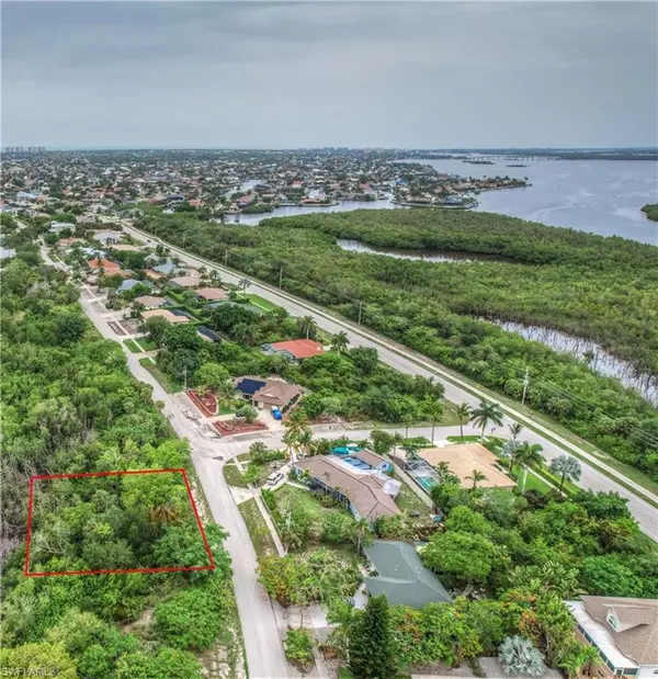 2041 Sheffield AVE, Marco Island, FL 34145