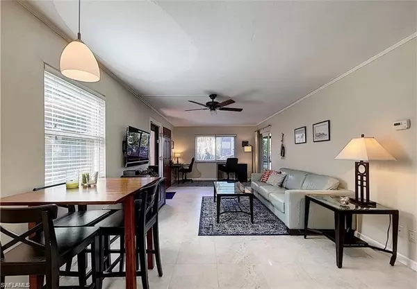 Fort Myers, FL 33908,16881 Davis RD #312