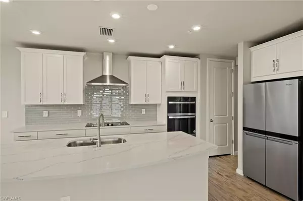 Naples, FL 34112,4557 Arboretum CIR #103