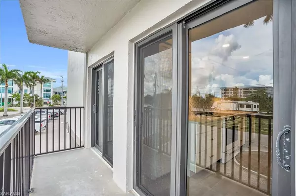 Fort Myers Beach, FL 33931,2800 Estero BLVD #206