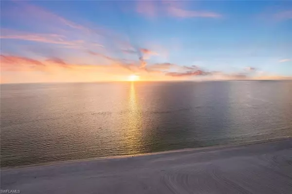 Fort Myers Beach, FL 33931,6230 Estero BLVD #201