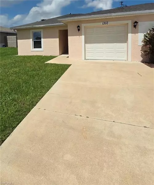 1310 SW 7th CT, Cape Coral, FL 33991