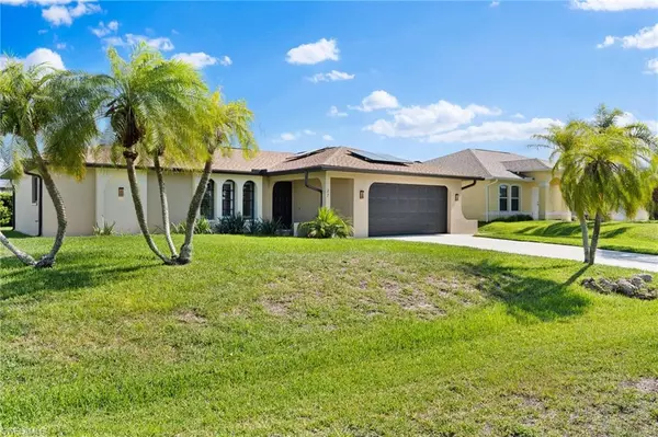 22 SW 13th TER, Cape Coral, FL 33991