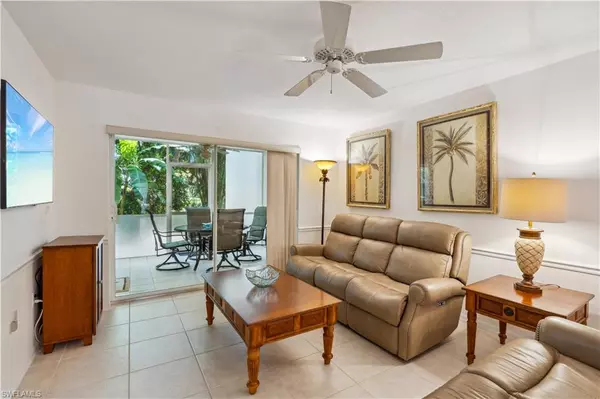 Naples, FL 34110,15405 Cedarwood LN #2-101