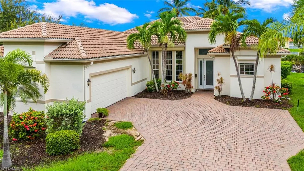 11105 Sea Tropic LN, Fort Myers, FL 33908