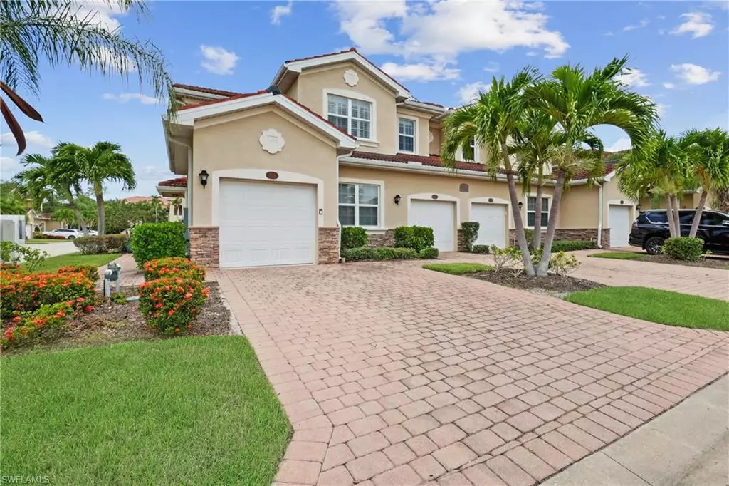 Fort Myers, FL 33919,8564 Oakshade CIR #3