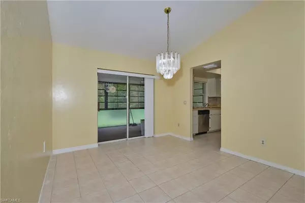 Cape Coral, FL 33904,1007 SE 25th TER