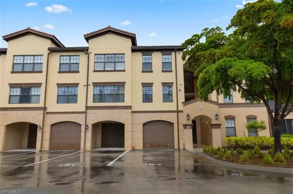 Naples, FL 34105,12980 Positano CIR #205