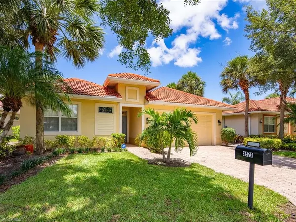 3573 Corinthian WAY,  Naples,  FL 34105