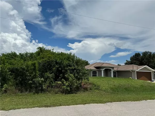 505 Carrillon AVE S, Lehigh Acres, FL 33974