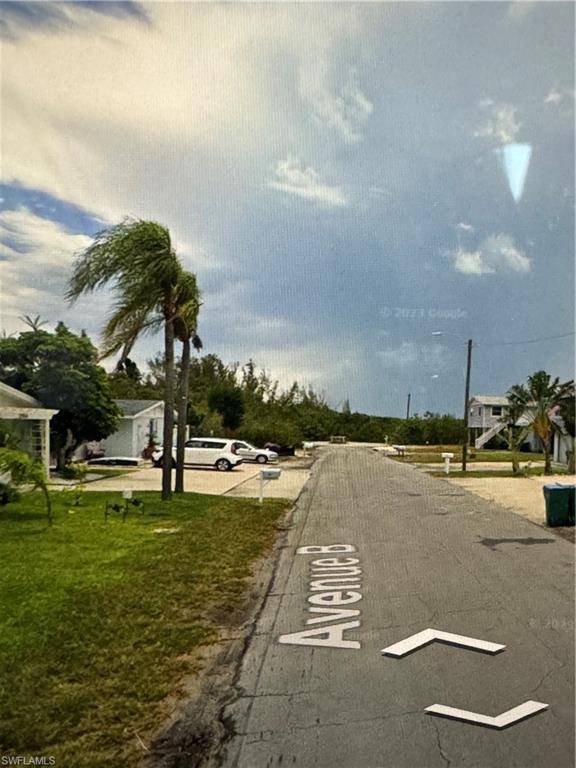 Bradenton Beach, FL 34217,3015 Avenue B