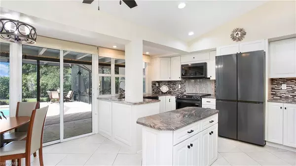 Naples, FL 34110,560 Cypress WAY E