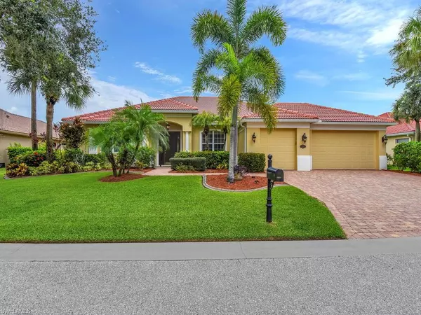 12051 Hidden Links DR, Fort Myers, FL 33913